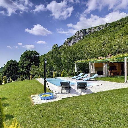Villa Bella Lupoglav  Екстер'єр фото