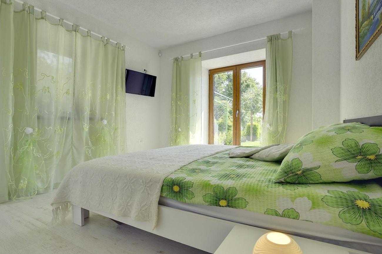 Villa Bella Lupoglav  Екстер'єр фото